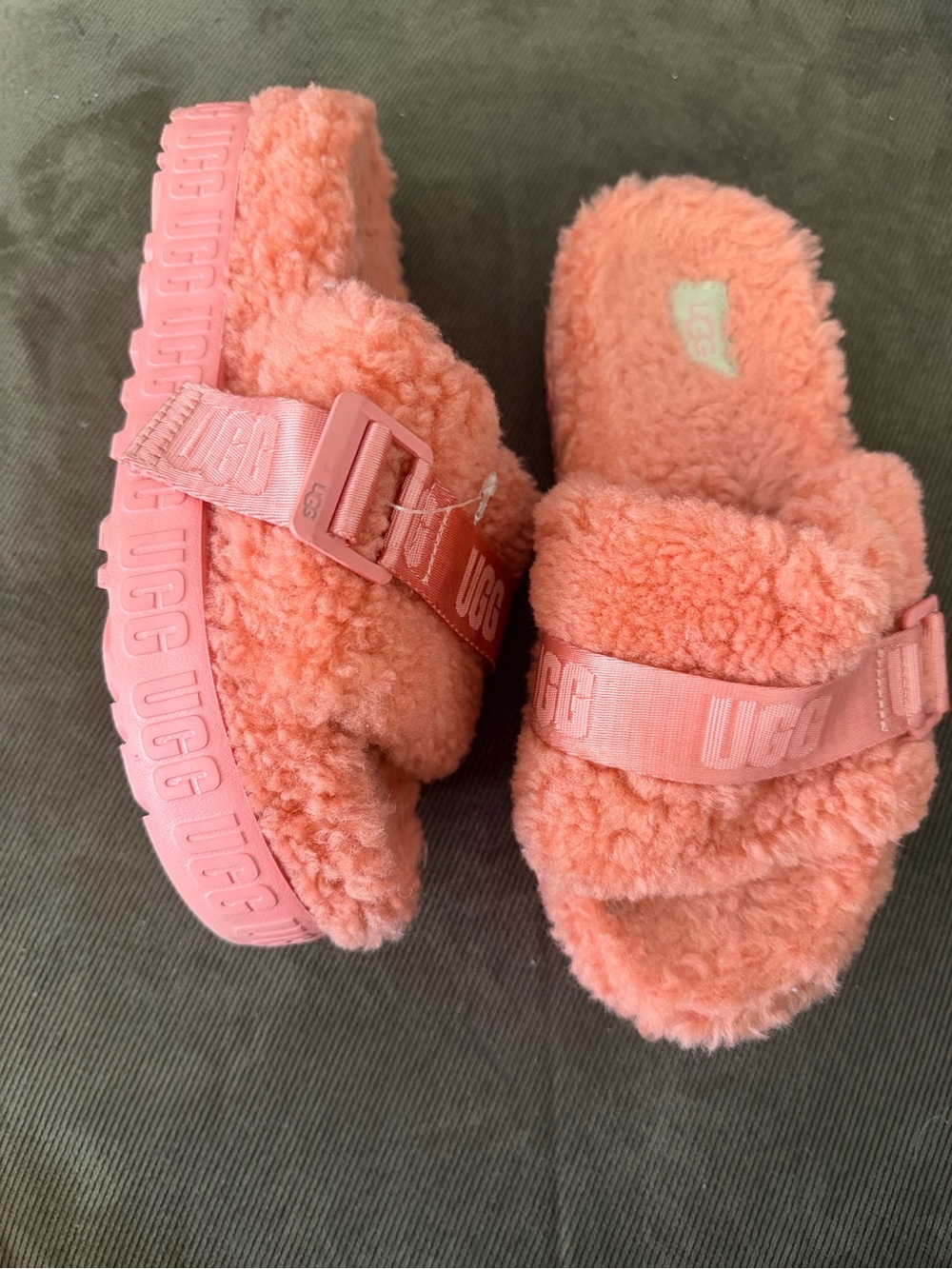 UGG Kids Fluff Slide Sandal - Coral Pink